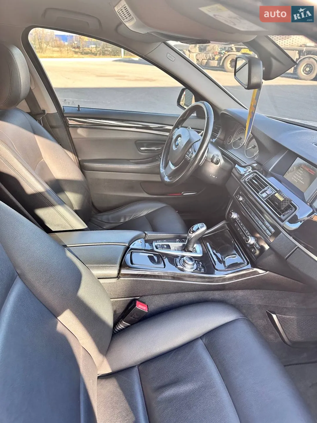 2016 BMW 5er - мініатюра 5