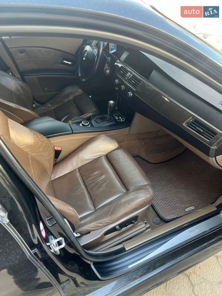 Седан BMW 5 Series 2003 в Запоріжжі