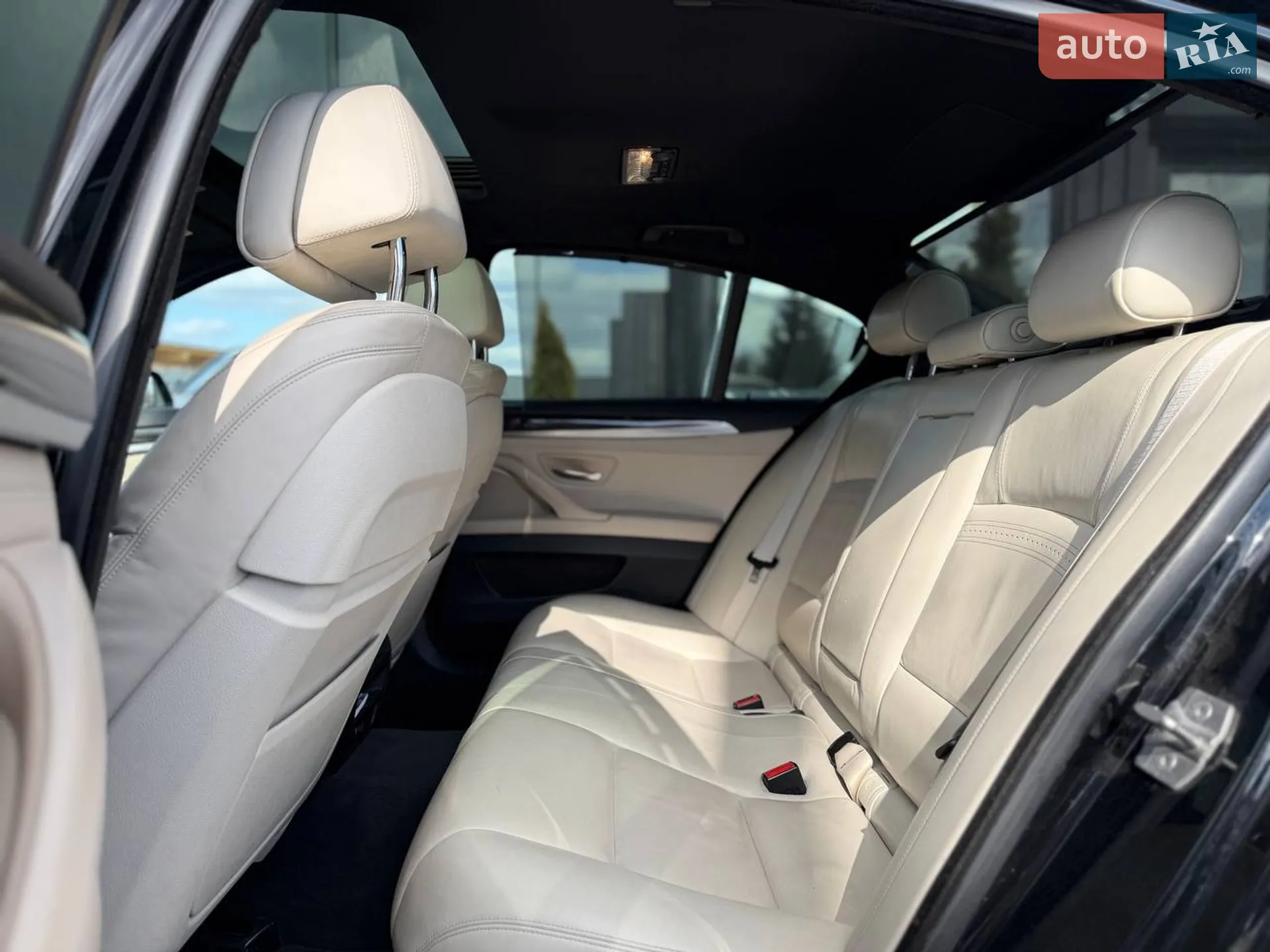 2014 BMW 5er - мініатюра 22