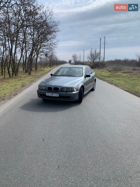 BMW 5 Series 2002