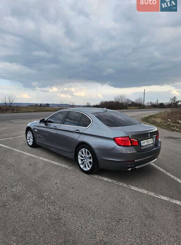 Седан BMW 5 Series 2011 в Здолбуніві