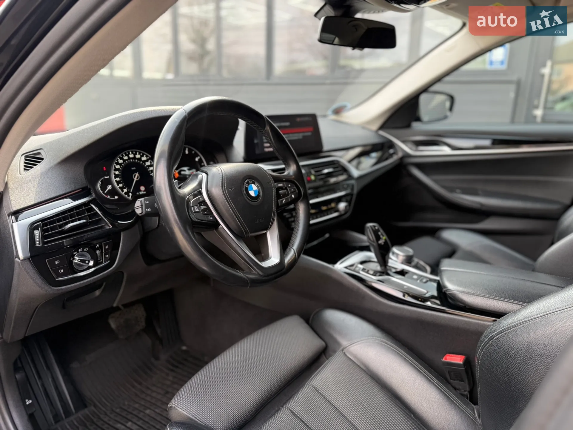 2018 BMW 5er - мініатюра 14