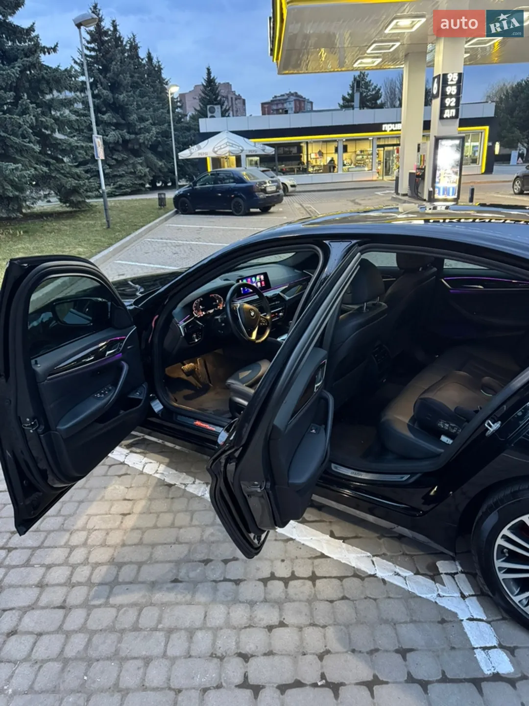 2020 BMW 5er - мініатюра 10