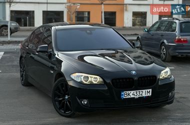 Седан BMW 5 Series 2012 в Ровно