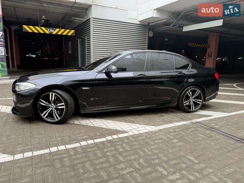 Седан BMW 5 Series 2012 в Киеве