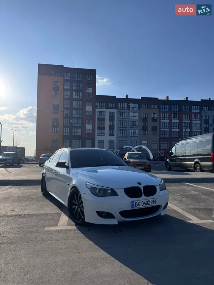2010 BMW 5er - мініатюра 20
