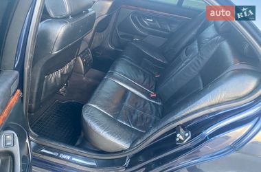 Седан BMW 5 Series 1999 в Черновцах