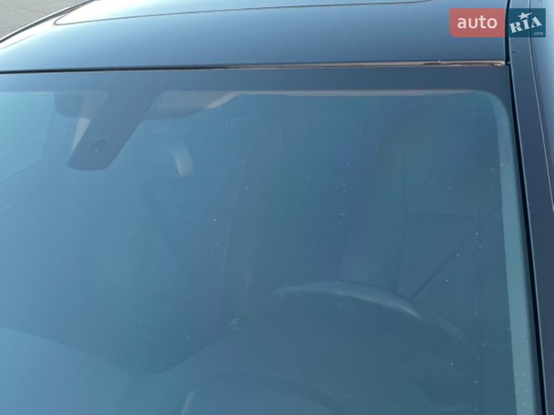 Седан BMW 5 Series 2012 в Харкові