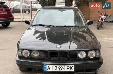Седан BMW 5 Series 1990 в Полтаві