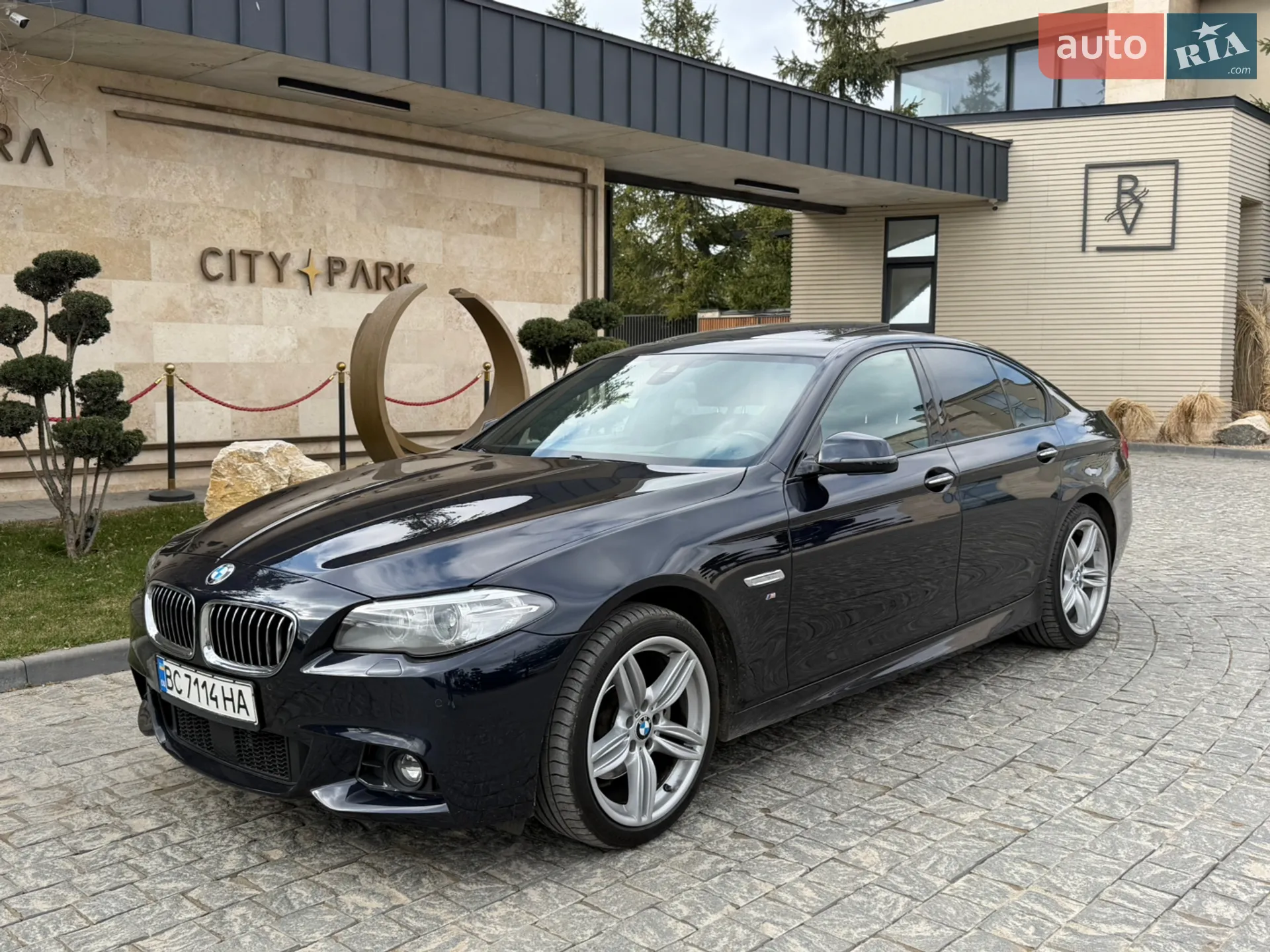 2016 BMW 5er - мініатюра 12