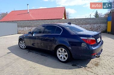 Седан BMW 5 Series 2005 в Малині