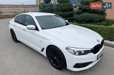 Седан BMW 5 Series 2017 в Днепре