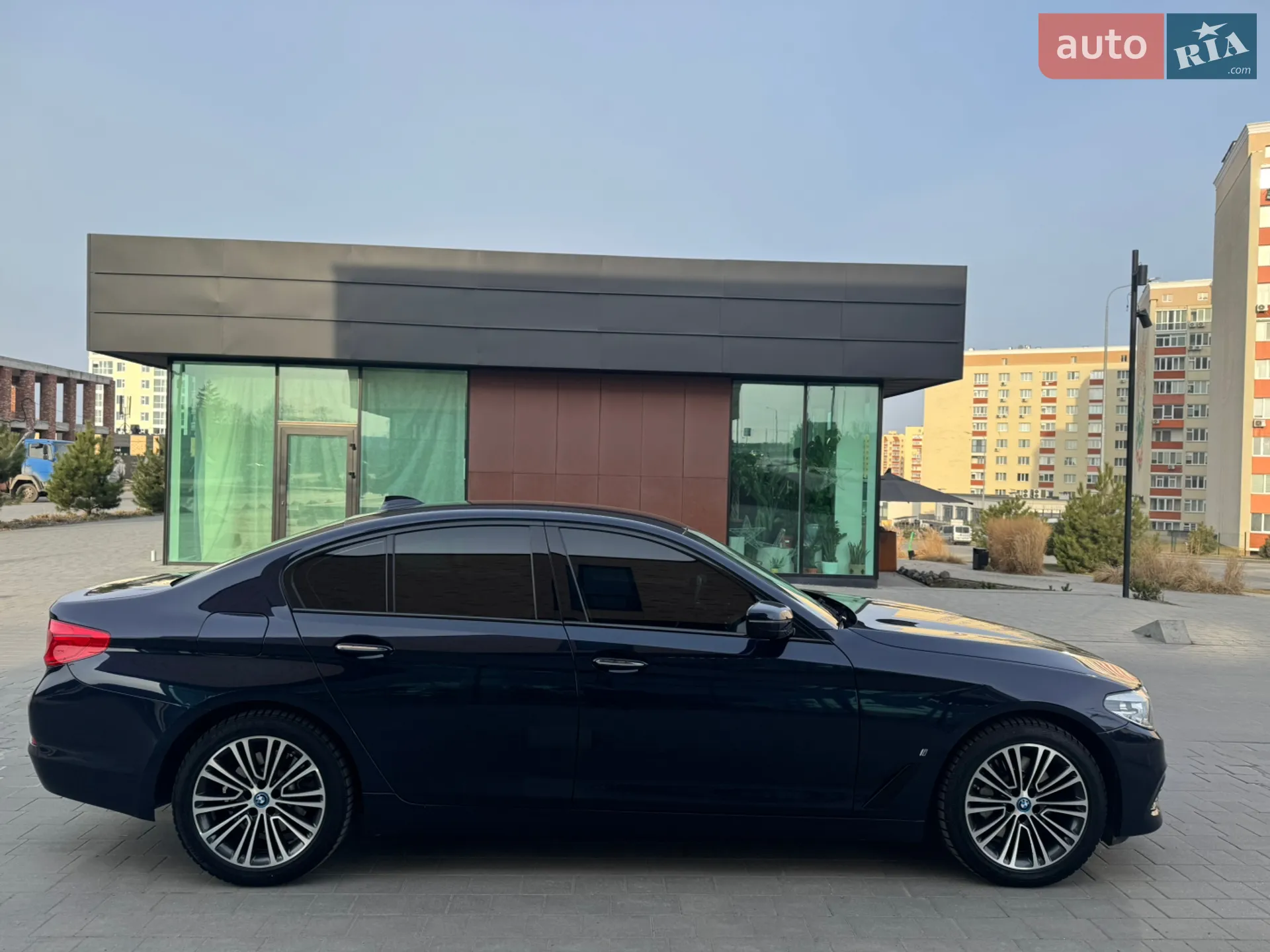 2017 BMW 5er - мініатюра 3
