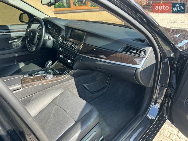 Седан BMW 5 Series 2016 в Володимирі