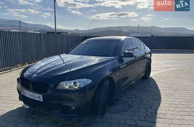 Седан BMW 5 Series 2012 в Тячеве