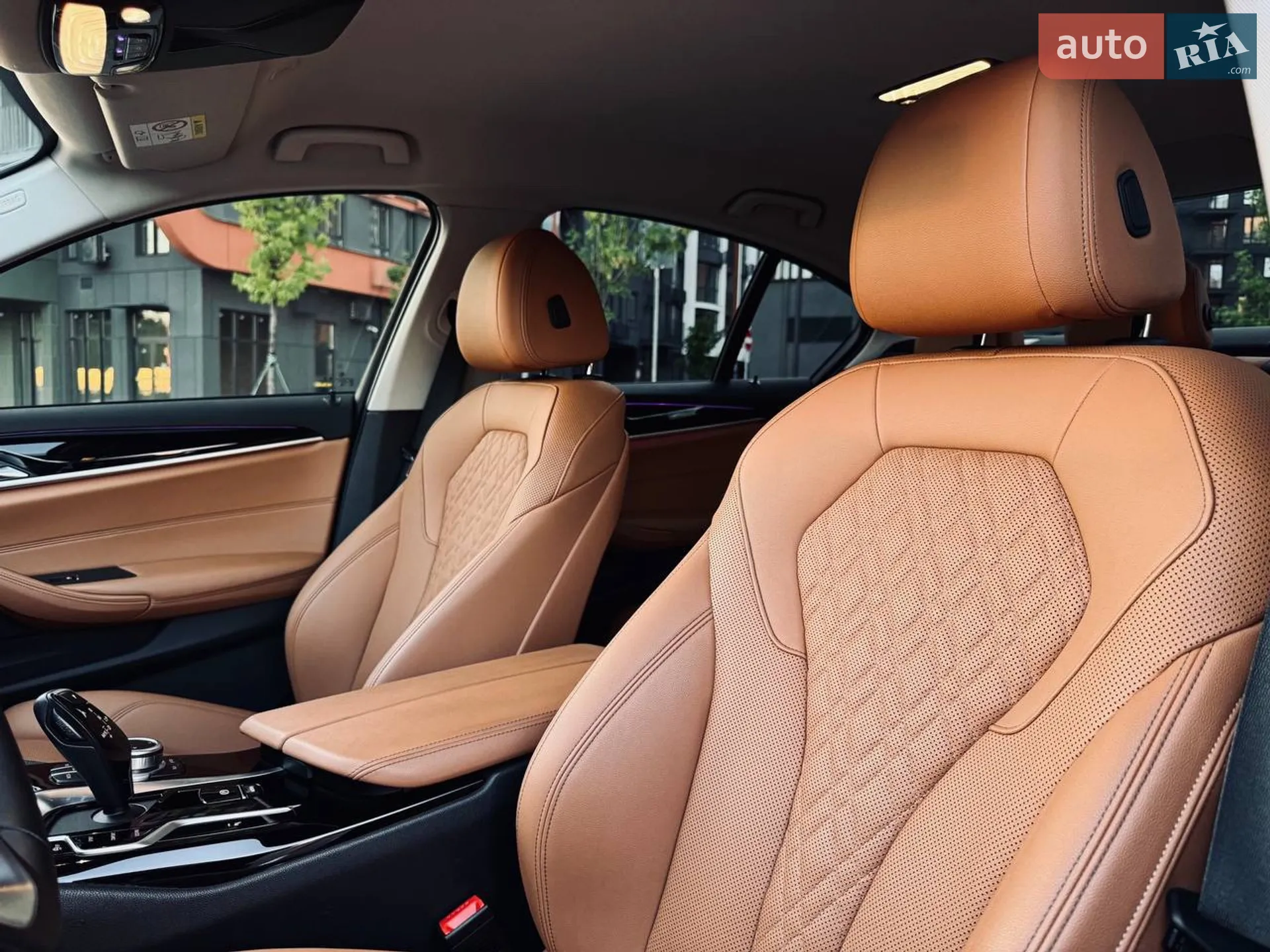 2020 BMW 5er - мініатюра 5
