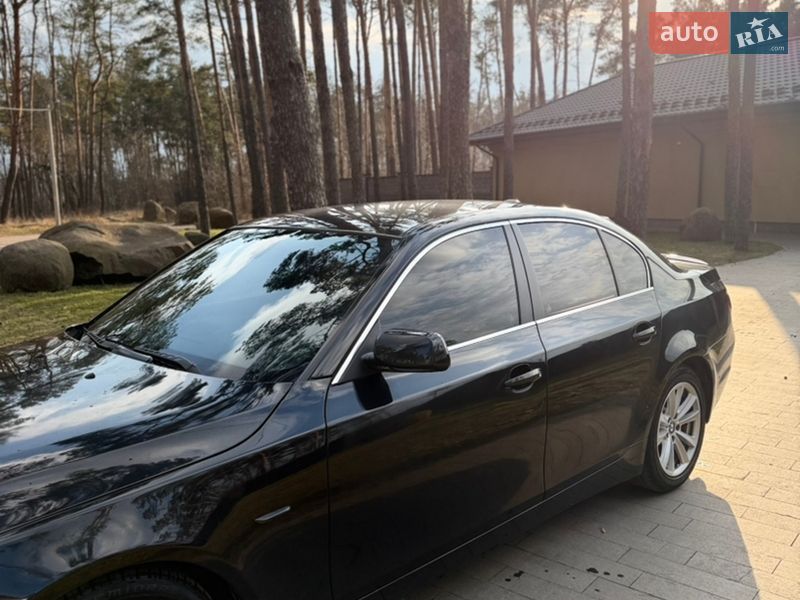 Седан BMW 5 Series 2004 в Житомире