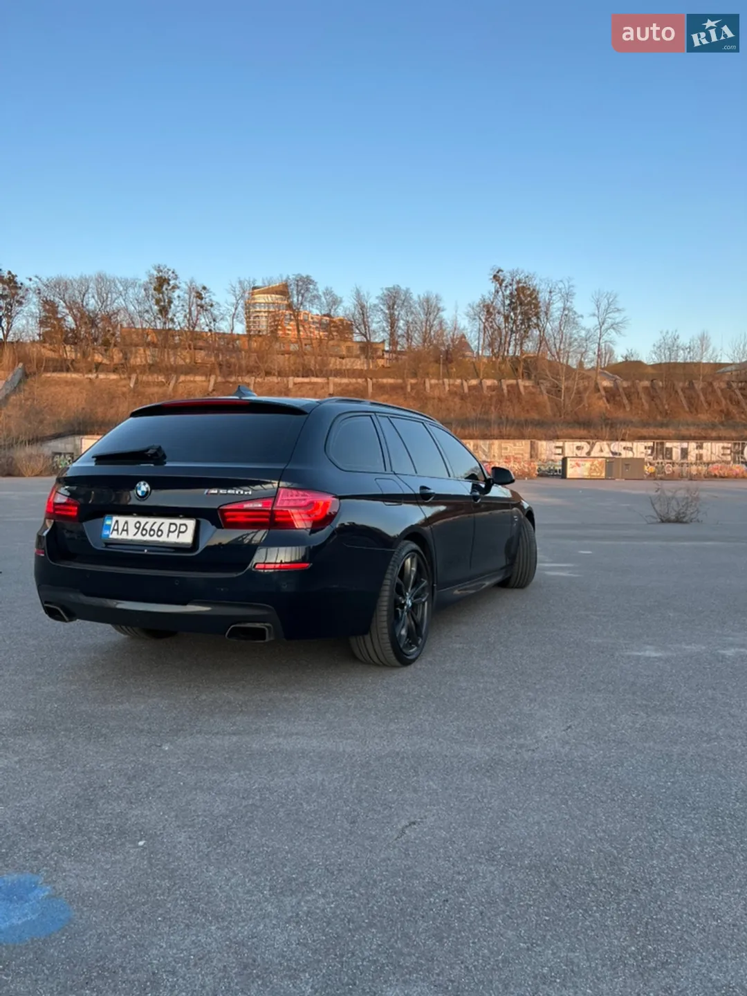 BMW 5 Series 2013 VIN WBA5K91080D084397 фото оголошення 9 з 39