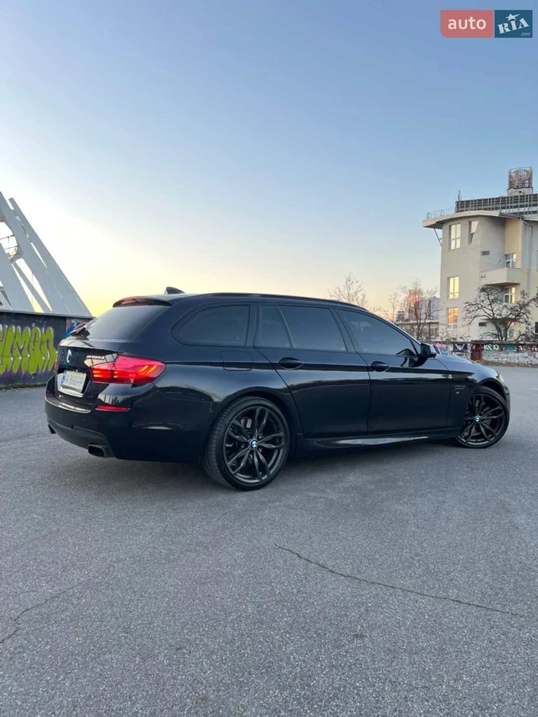 BMW 5 Series 2013 VIN WBA5K91080D084397 фото оголошення 14 з 39