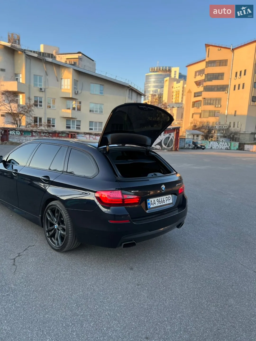 BMW 5 Series 2013 VIN WBA5K91080D084397 фото оголошення 38 з 39