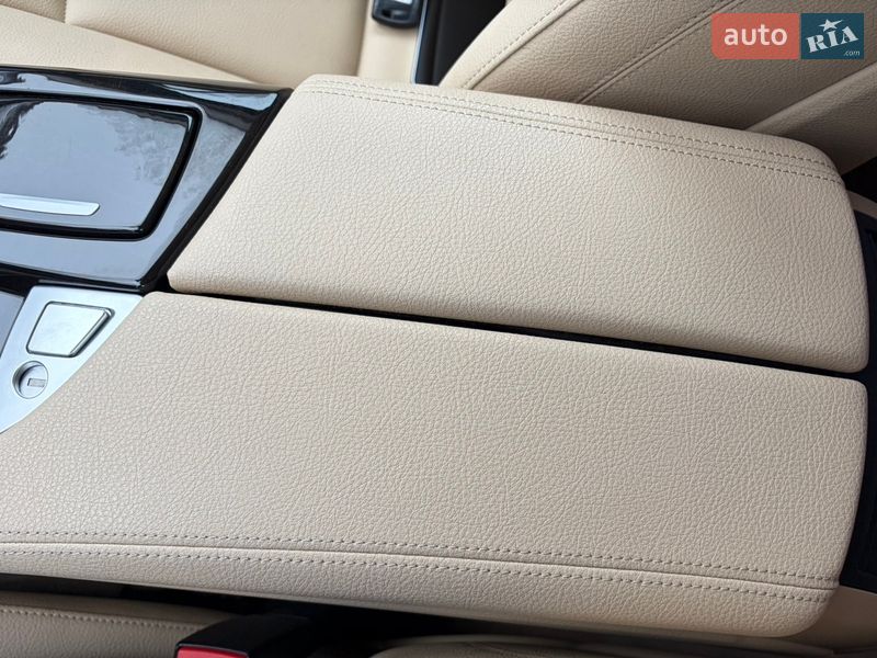 Седан BMW 5 Series 2014 в Тернополе