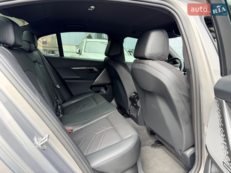 Седан BMW 5 Series 2023 в Киеве