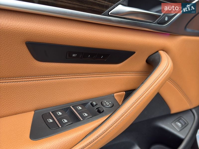 Седан BMW 5 Series 2017 в Кропивницком