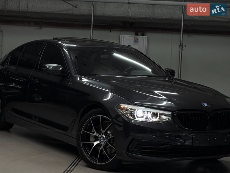 Седан BMW 5 Series 2018 в Киеве