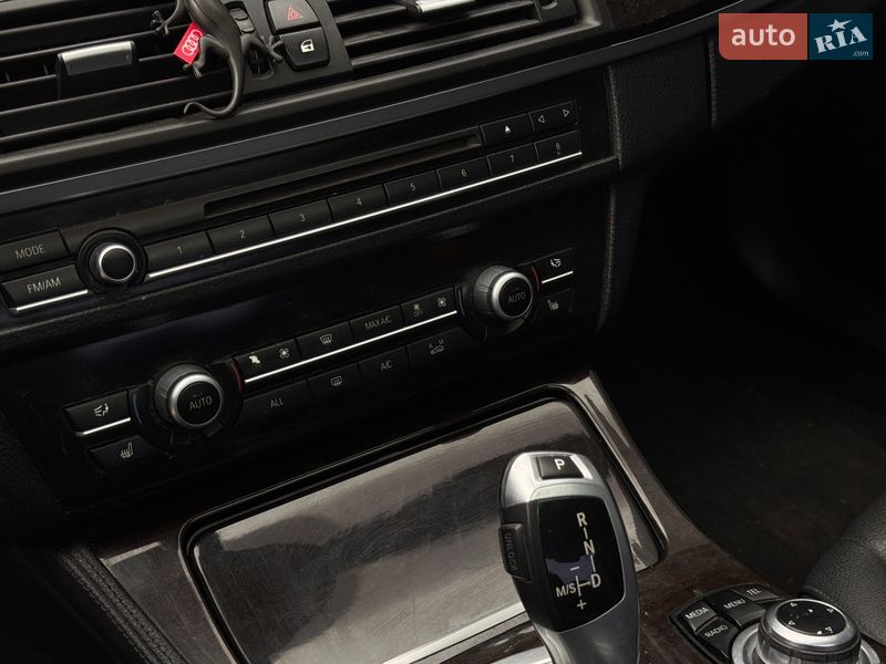 Седан BMW 5 Series 2013 в Тернополе