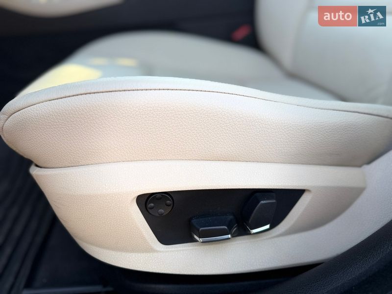 Седан BMW 5 Series 2012 в Киеве