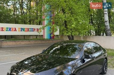 Седан BMW 5 Series 2016 в Дніпрі