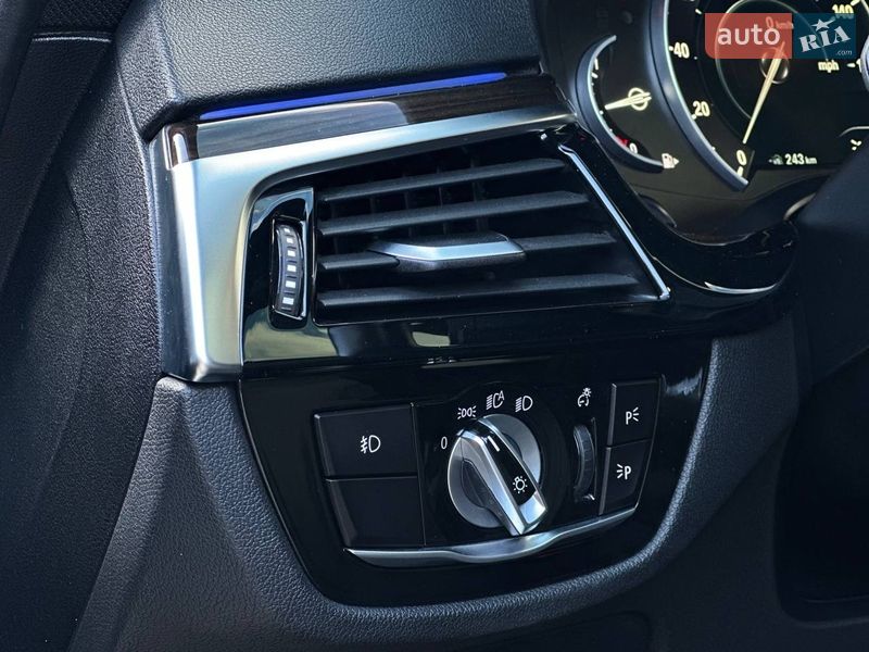 Седан BMW 5 Series 2018 в Києві