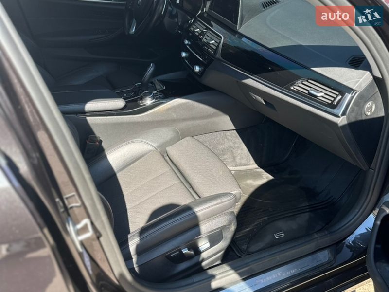 Седан BMW 5 Series 2018 в Кривому Розі