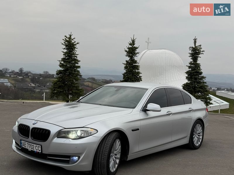 BMW 5 Series 2012