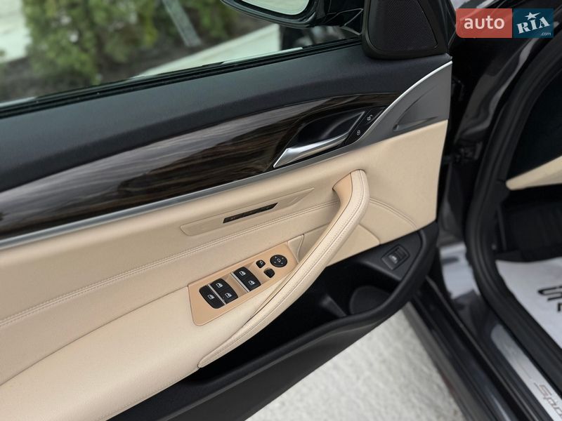Седан BMW 5 Series 2017 в Львове фото 40 Седан BMW 5 Series 2017 в Львове