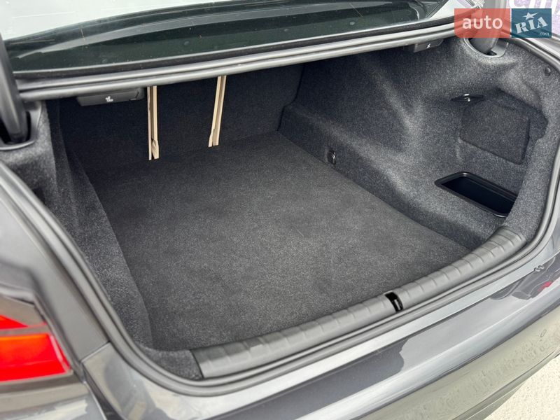 Седан BMW 5 Series 2017 в Львове фото 49 Седан BMW 5 Series 2017 в Львове