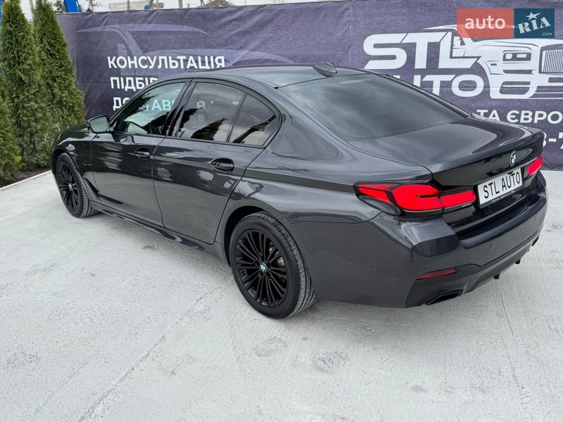 Седан BMW 5 Series 2017 в Львове фото 24 Седан BMW 5 Series 2017 в Львове