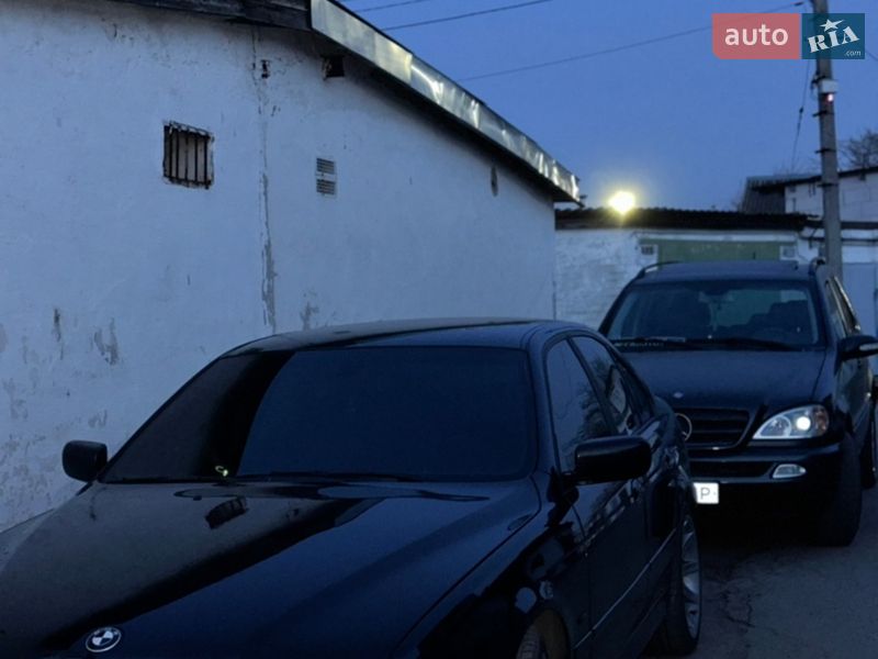 Седан BMW 5 Series 2001 в Дубно фото 2 Седан BMW 5 Series 2001 в Дубно