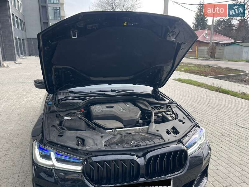 Седан BMW 5 Series 2017 в Харькове