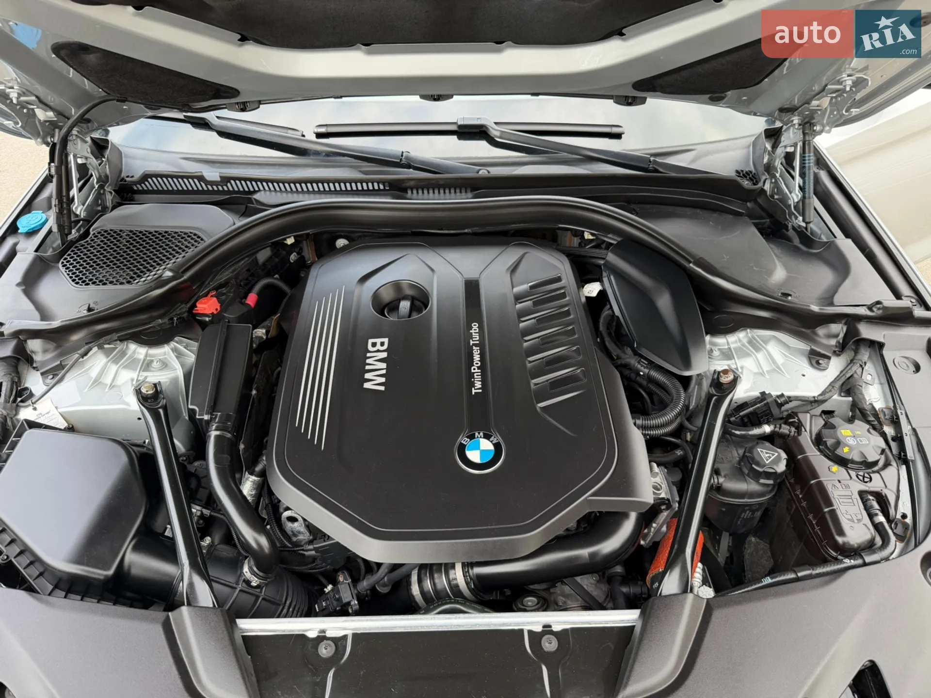 2017 BMW 5er - мініатюра 16