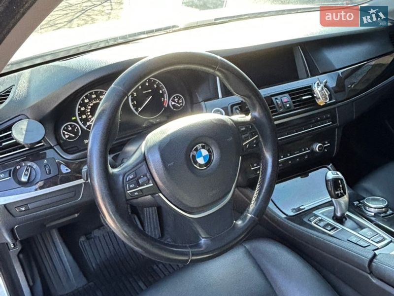 Седан BMW 5 Series 2014 в Чернигове