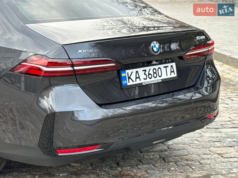 Седан BMW 5 Series 2024 в Харкові