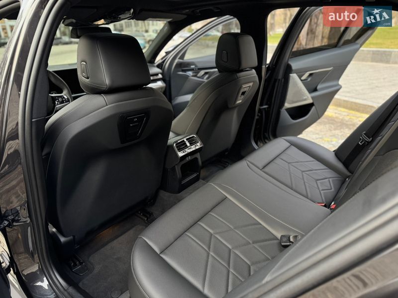 Седан BMW 5 Series 2024 в Харкові