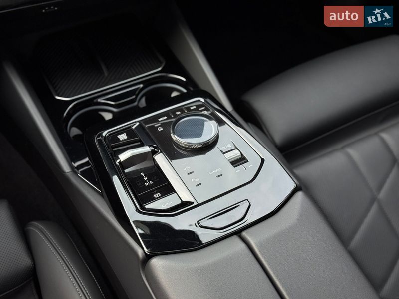 Седан BMW 5 Series 2024 в Харкові