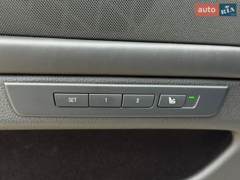 Седан BMW 5 Series 2015 в Житомире