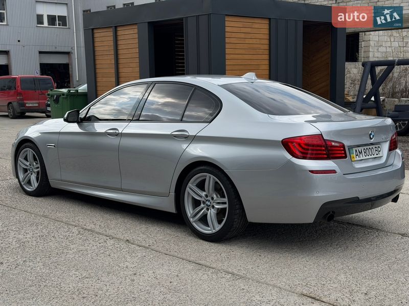 Седан BMW 5 Series 2015 в Житомире