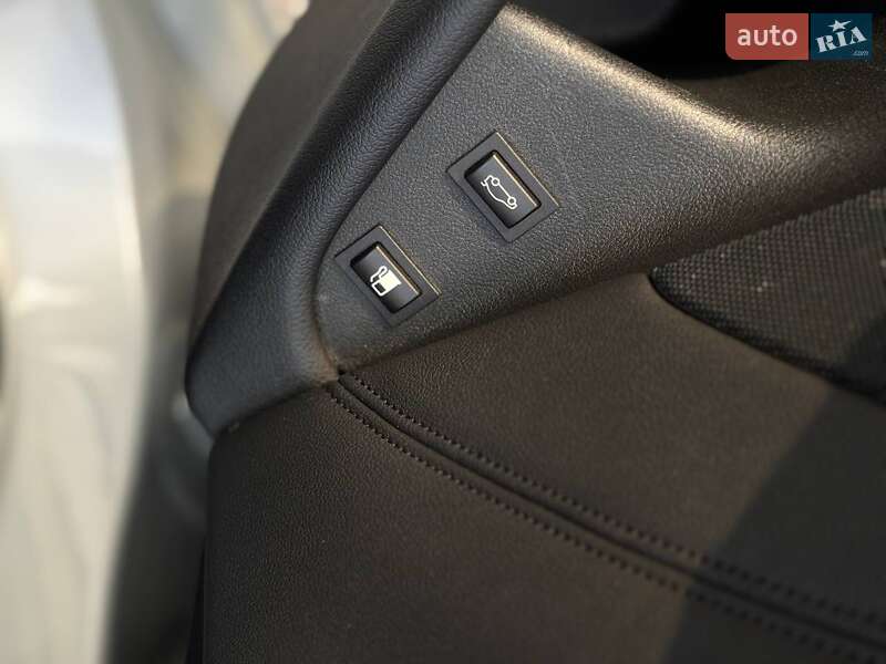 Седан BMW 5 Series 2017 в Львове