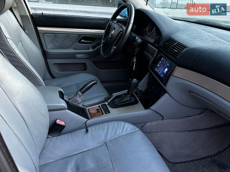Універсал BMW 5 Series 2001 в Дніпрі