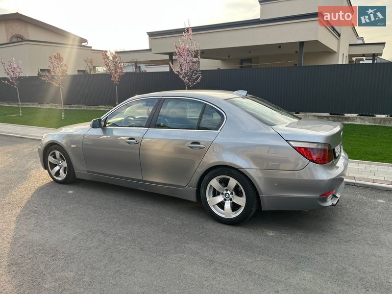 Седан BMW 5 Series 2004 в Ужгороде