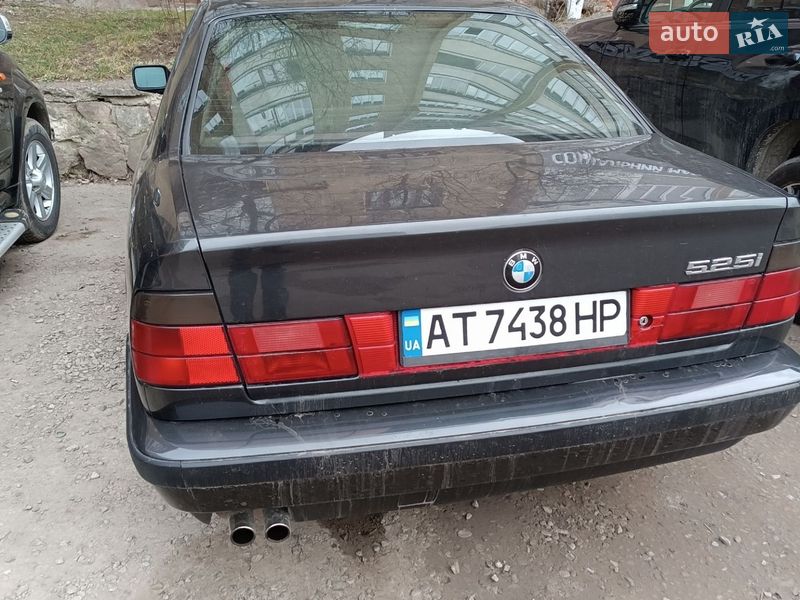 Седан BMW 5 Series 1990 в Ивано-Франковске